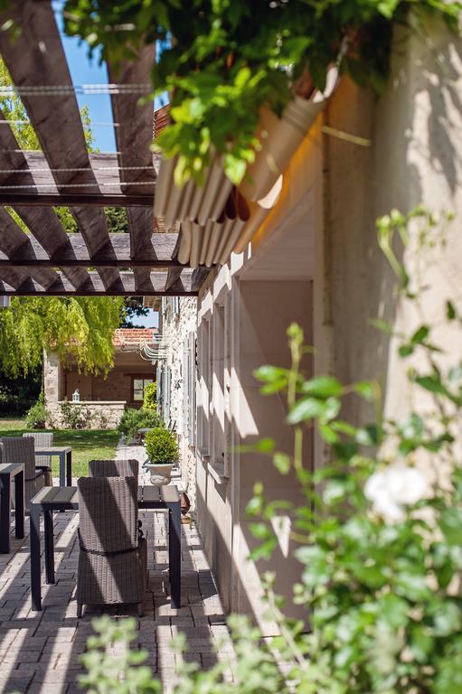 Les Champs De Provence Bed & Breakfast La Baume-de-Transit ภายนอก รูปภาพ